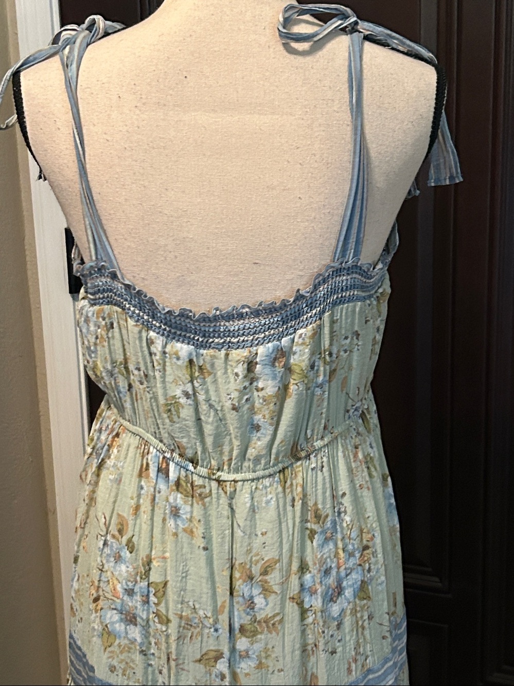Cottagecore Floral Whimsy Maxi Dress - Picture 6 of 9